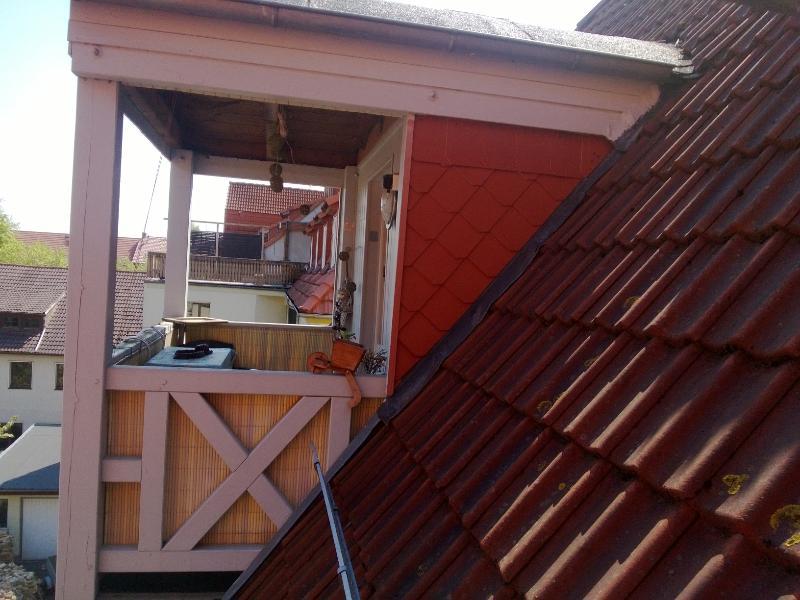 Dacheindeckung und Balkon