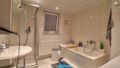 Badezimmer EG